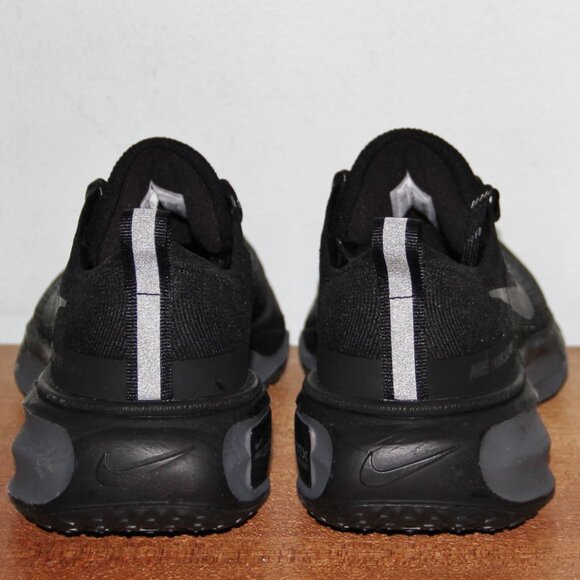 Nike ZoomX Invincible Run 3 Flyknit Running Shoes Womens 8 Black - Picture 5 of 6